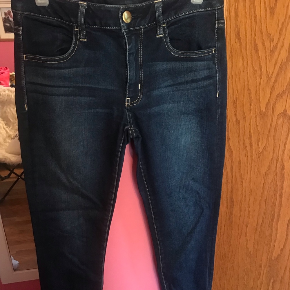 American Eagle High Waisted Jeans